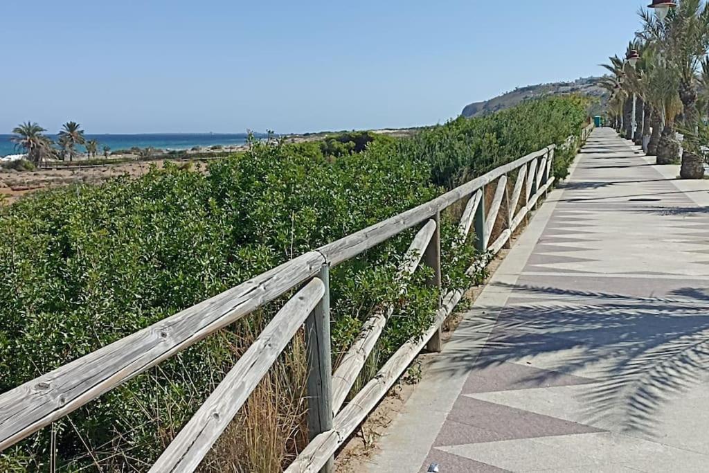 Bungalow En Primera Linea Del Mar Arenales del Sol Buitenkant foto