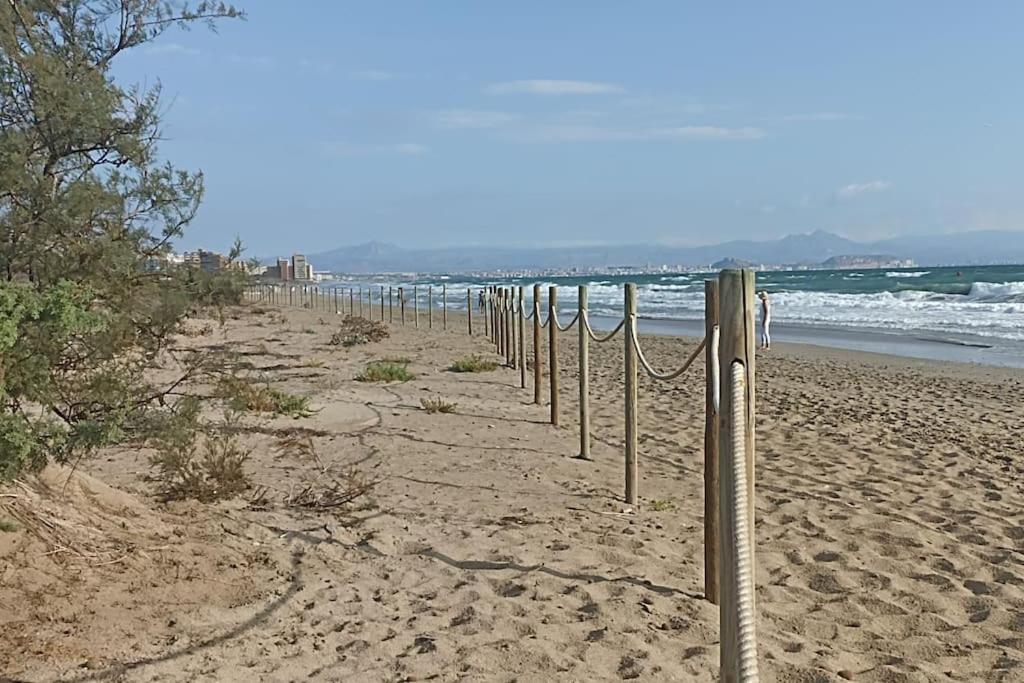 Bungalow En Primera Linea Del Mar Arenales del Sol Buitenkant foto
