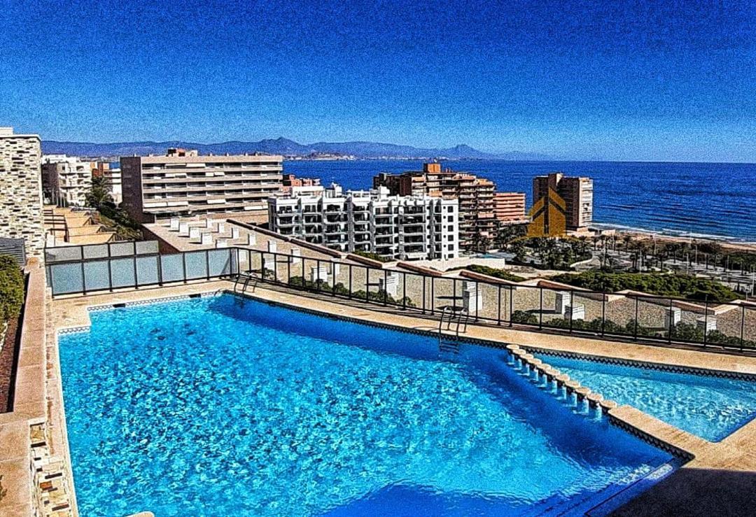 Bungalow En Primera Linea Del Mar Arenales del Sol Buitenkant foto